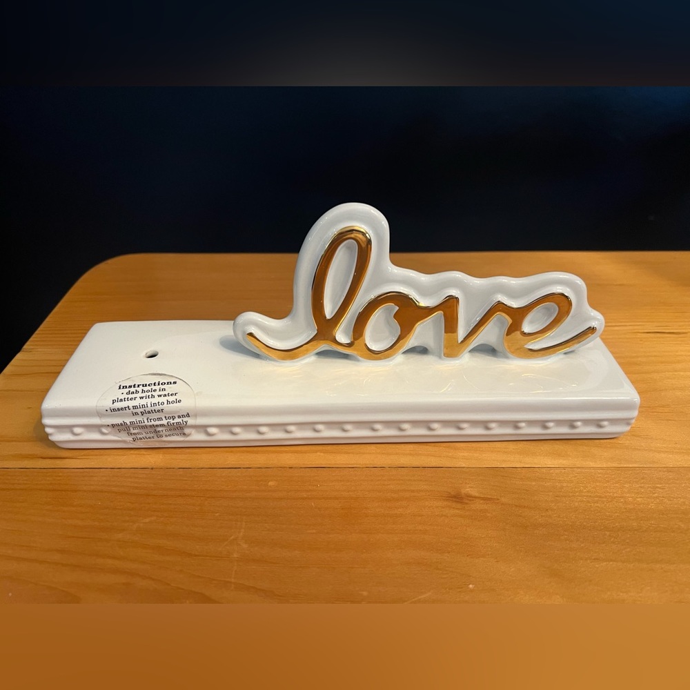 Nora Fleming Pearl Dot Love Sign